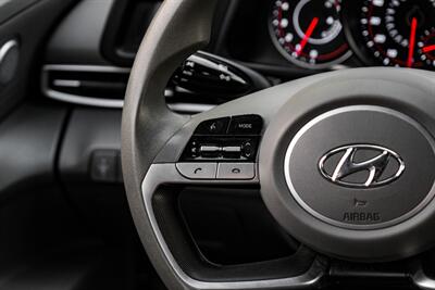 2022 Hyundai ELANTRA SE   - Photo 18 - Dallas, TX 75220