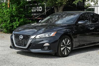 2019 Nissan Altima 2.5 SV   - Photo 9 - Dallas, TX 75220