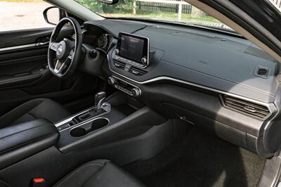2019 Nissan Altima 2.5 SV   - Photo 16 - Dallas, TX 75220