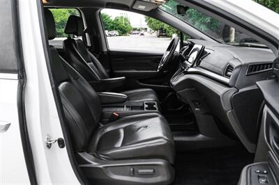 2018 Honda Odyssey Touring   - Photo 33 - Dallas, TX 75220