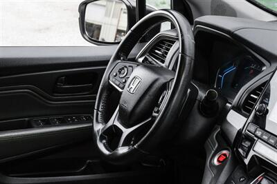 2018 Honda Odyssey Touring   - Photo 18 - Dallas, TX 75220