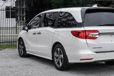 2018 Honda Odyssey Touring   - Photo 14 - Dallas, TX 75220