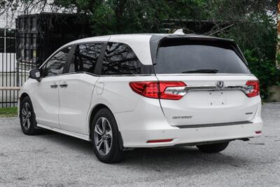 2018 Honda Odyssey Touring   - Photo 13 - Dallas, TX 75220
