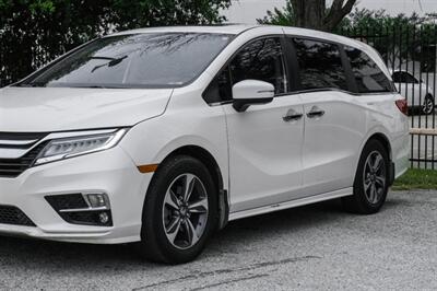 2018 Honda Odyssey Touring   - Photo 10 - Dallas, TX 75220