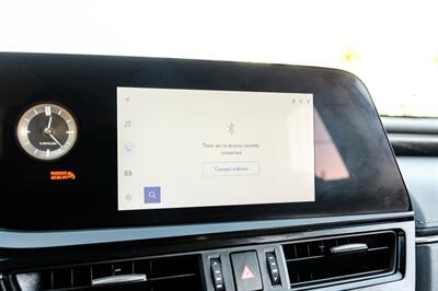 2023 Lexus ES 350   - Photo 27 - Dallas, TX 75220