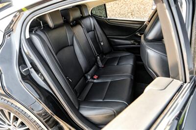2023 Lexus ES 350   - Photo 32 - Dallas, TX 75220