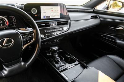 2023 Lexus ES 350   - Photo 24 - Dallas, TX 75220