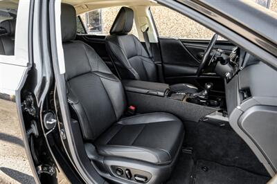 2023 Lexus ES 350   - Photo 31 - Dallas, TX 75220