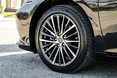 2023 Lexus ES 350   - Photo 51 - Dallas, TX 75220