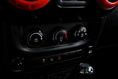 2017 Jeep Wrangler Unlimited Sport   - Photo 23 - Dallas, TX 75220