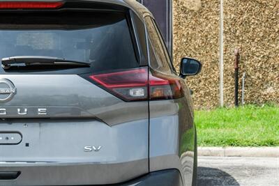 2022 Nissan Rogue SV   - Photo 48 - Dallas, TX 75220