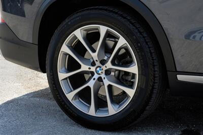 2020 BMW X5 xDrive50i - Photo 55 - Dallas, TX 75220
