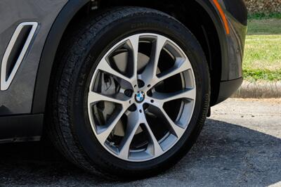 2020 BMW X5 xDrive50i - Photo 56 - Dallas, TX 75220