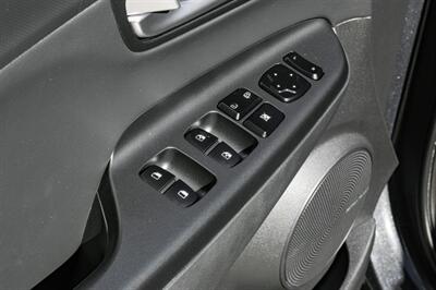 2022 Hyundai KONA Limited   - Photo 42 - Dallas, TX 75220