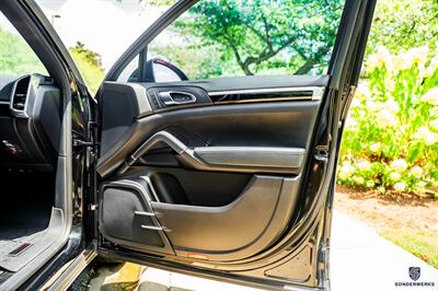 2016 Porsche Cayenne Diesel   - Photo 26 - Cornelius, NC 28031