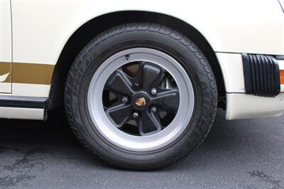 1984 Porsche 911 Carrera  Targa - Photo 25 - Cornelius, NC 28031