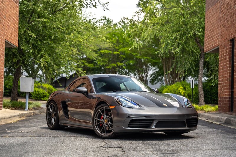 2018 Porsche 718 Cayman S  