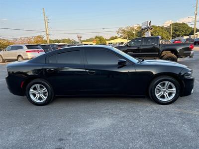 2021 Dodge Charger SXT   - Photo 3 - Fort Walton Beach, FL 32548