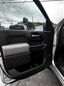 2020 Chevrolet Silverado 1500 RST   - Photo 11 - Fort Walton Beach, FL 32548