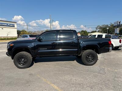 2021 Toyota Tacoma SR5 V6   - Photo 2 - Fort Walton Beach, FL 32548