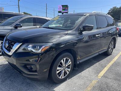 2018 Nissan Pathfinder S   - Photo 3 - Fort Walton Beach, FL 32548