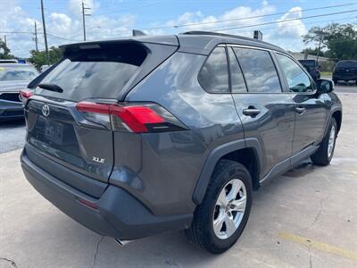 2020 Toyota RAV4 XLE   - Photo 5 - Fort Walton Beach, FL 32548