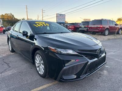 2021 Toyota Camry SE Nightshade   - Photo 3 - Fort Walton Beach, FL 32548