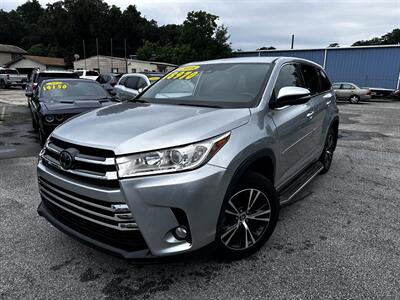 2018 Toyota Highlander LE  