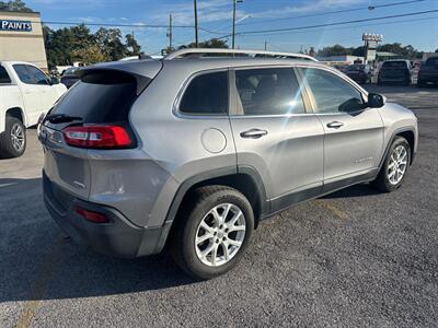 2017 Jeep Cherokee Latitude   - Photo 3 - Fort Walton Beach, FL 32548