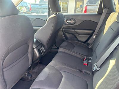 2017 Jeep Cherokee Latitude   - Photo 11 - Fort Walton Beach, FL 32548
