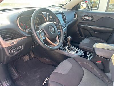 2017 Jeep Cherokee Latitude   - Photo 10 - Fort Walton Beach, FL 32548