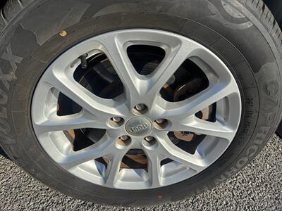 2017 Jeep Cherokee Latitude   - Photo 9 - Fort Walton Beach, FL 32548