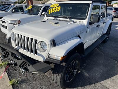 2020 Jeep Gladiator Overland   - Photo 2 - Fort Walton Beach, FL 32548