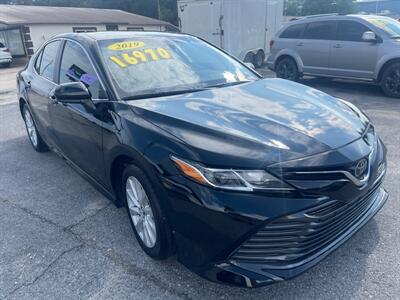 2019 Toyota Camry L   - Photo 3 - Fort Walton Beach, FL 32548