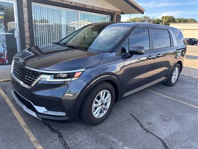 2023 Kia Carnival LX Van