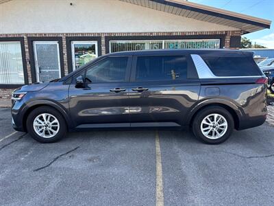 2023 Kia Carnival LX   - Photo 6 - Fort Walton Beach, FL 32548