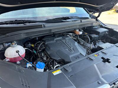 2023 Kia Carnival LX   - Photo 14 - Fort Walton Beach, FL 32548