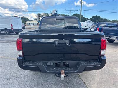 2019 Toyota Tacoma SR5 V6   - Photo 6 - Fort Walton Beach, FL 32548