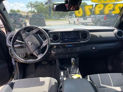 2022 Toyota Tacoma SR5 V6   - Photo 10 - Fort Walton Beach, FL 32548