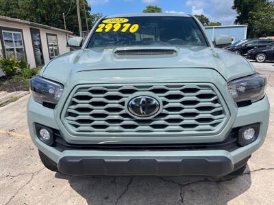 2022 Toyota Tacoma SR5 V6   - Photo 2 - Fort Walton Beach, FL 32548