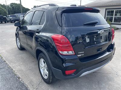 2019 Chevrolet Trax LT   - Photo 4 - Fort Walton Beach, FL 32548