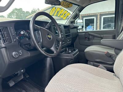 2021 Chevrolet Express 3500   - Photo 13 - Fort Walton Beach, FL 32548