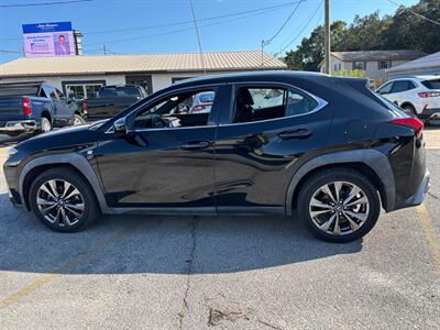 2019 Lexus UX 200 F SPORT   - Photo 8 - Fort Walton Beach, FL 32548