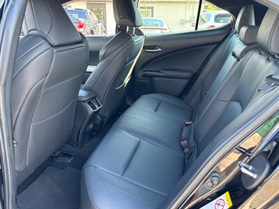2019 Lexus UX 200 F SPORT   - Photo 10 - Fort Walton Beach, FL 32548