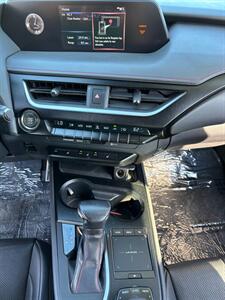 2019 Lexus UX 200 F SPORT   - Photo 12 - Fort Walton Beach, FL 32548