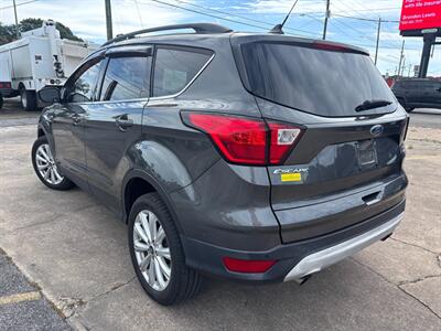 2019 Ford Escape SEL   - Photo 7 - Fort Walton Beach, FL 32548