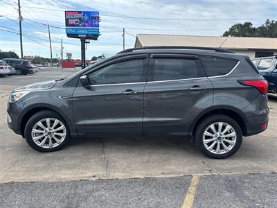 2019 Ford Escape SEL   - Photo 8 - Fort Walton Beach, FL 32548