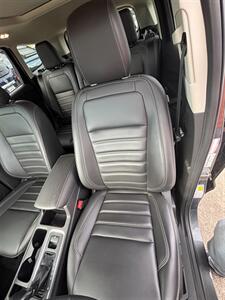 2019 Ford Escape SEL   - Photo 11 - Fort Walton Beach, FL 32548