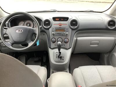 2007 Kia Rondo LX   - Photo 12 - Victoria, BC V8T 2W6