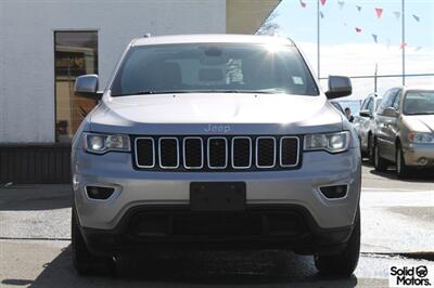 2017 Jeep Grand Cherokee Laredo   - Photo 2 - Victoria, BC V8T 2W6